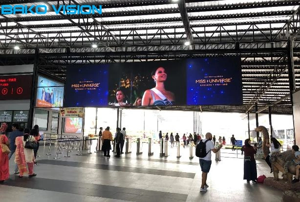 Fine Pixel Pitch P1.8mm in 16: 9 Aluminum Cabinet Indoor HD LED Display Screen Video Wall